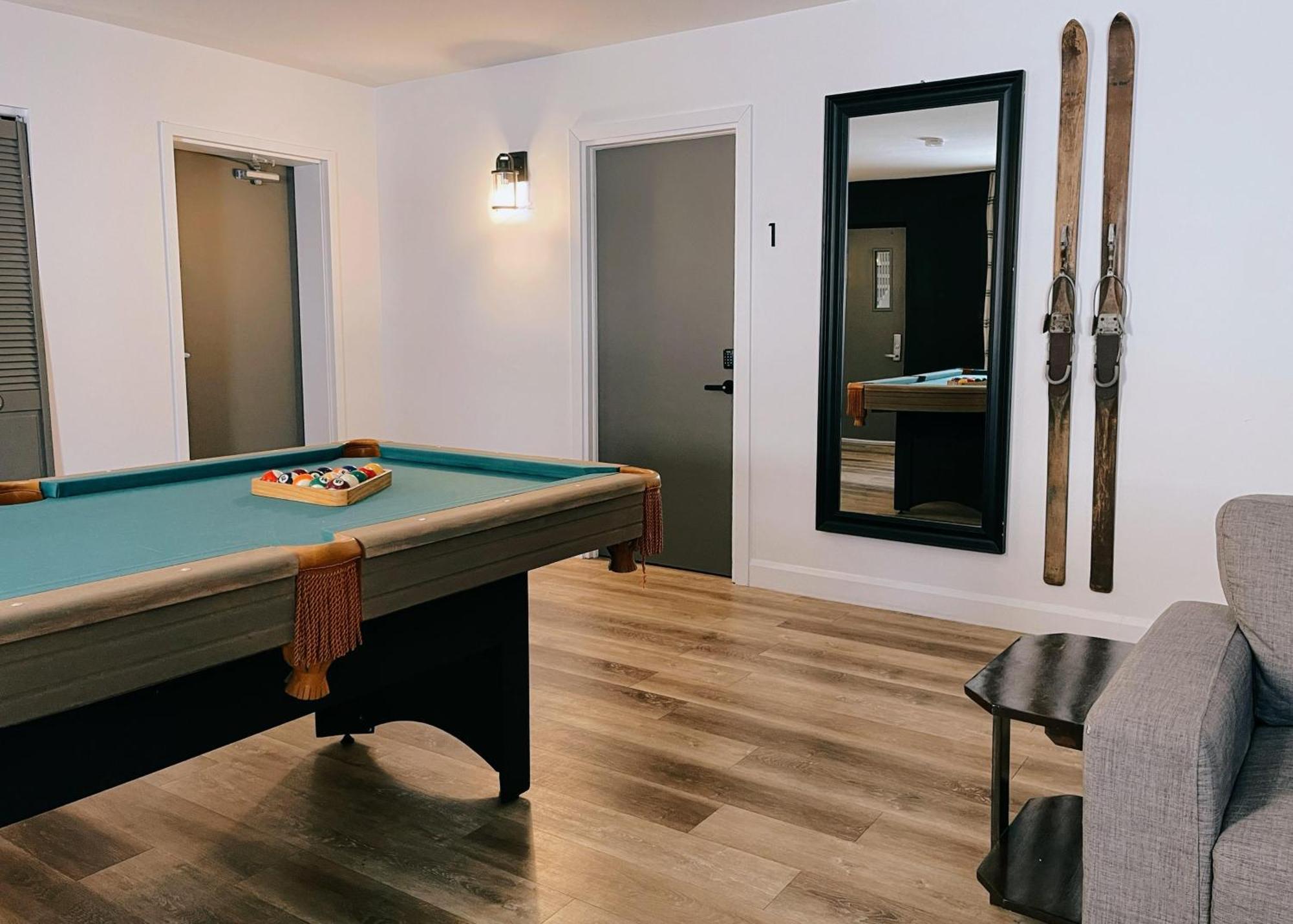 La Belle Excuse Hotel Saint Joachim Bagian luar foto